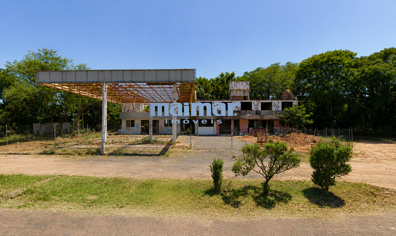 ÁREA EXCELENTE COM 3.250m²